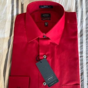 Men’s Arrow 15 32/33 Wrinkle free shirt